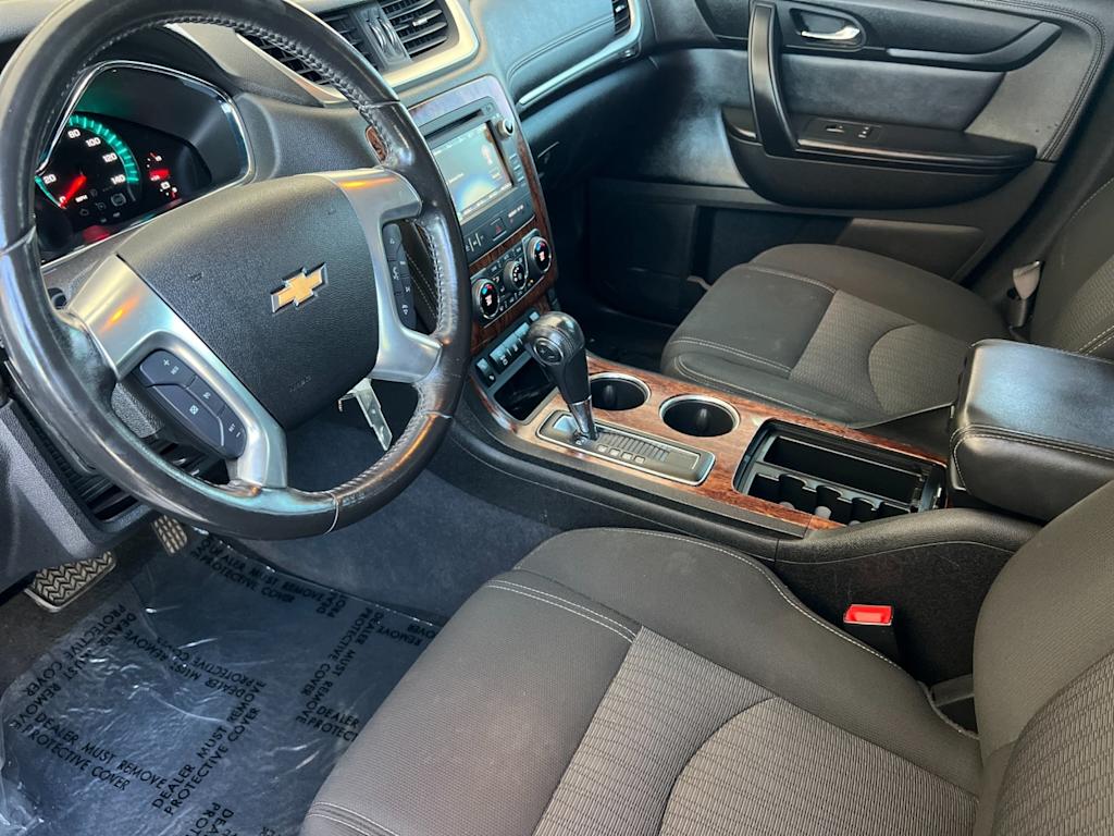 Thumbnail: 2014 Chevrolet Traverse - 9
