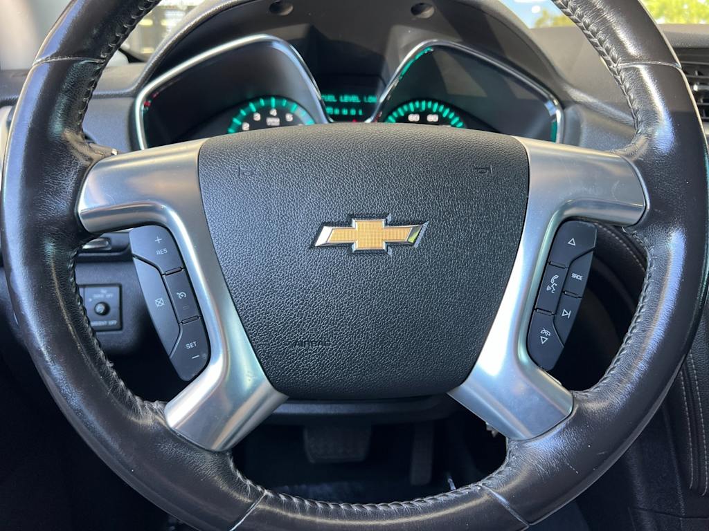 Thumbnail: 2014 Chevrolet Traverse - 25