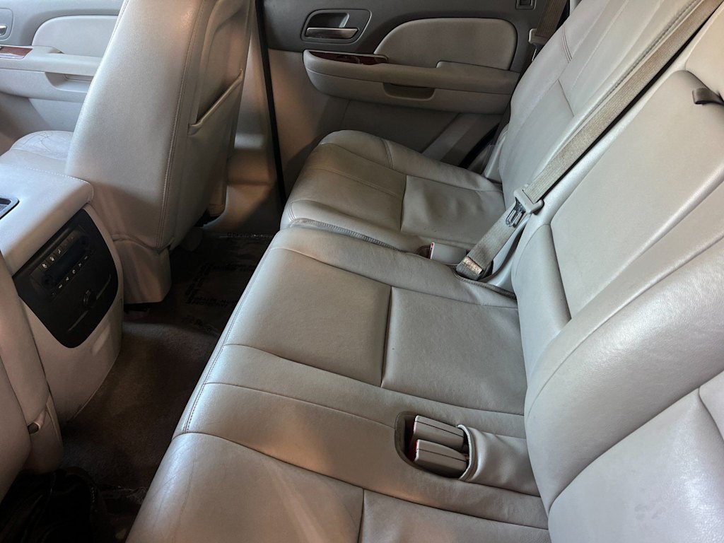 Thumbnail: 2013 Chevrolet Tahoe - 11