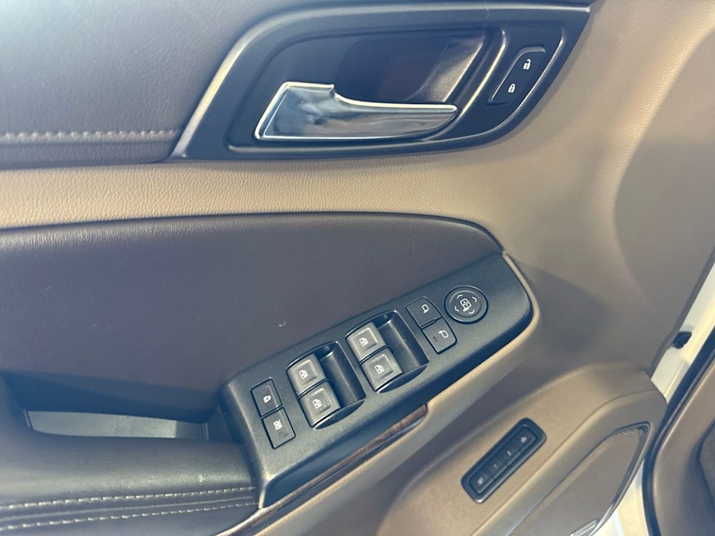 Thumbnail: 2017 Chevrolet Tahoe - 21