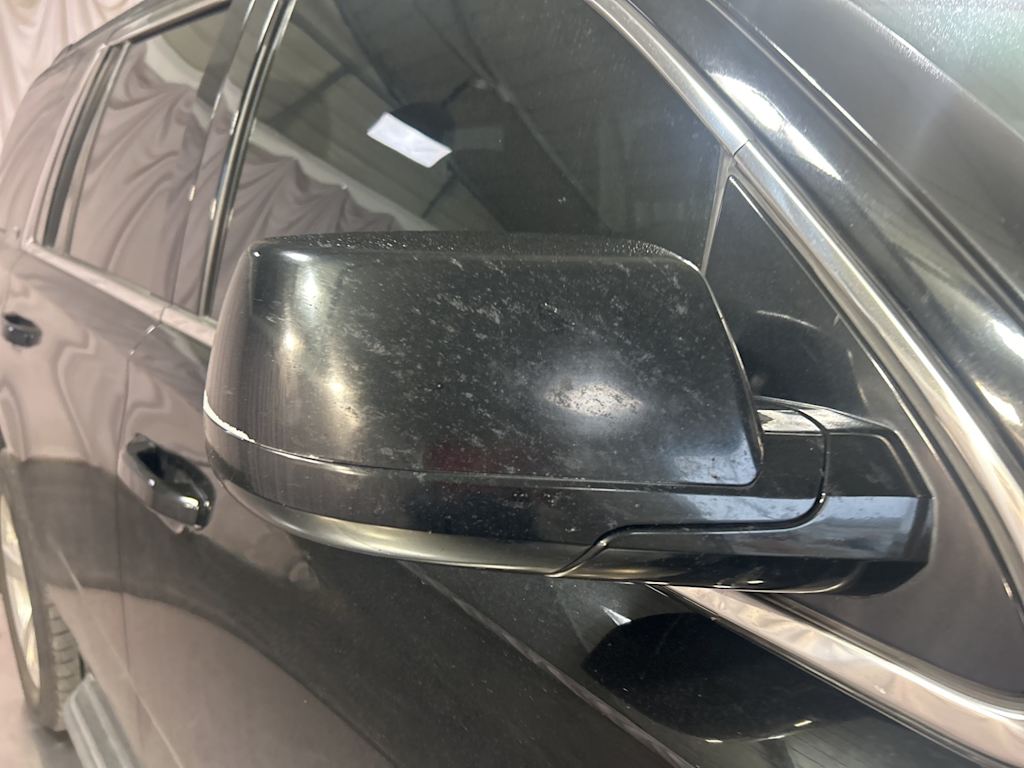 Thumbnail: 2015 Chevrolet Tahoe - 14