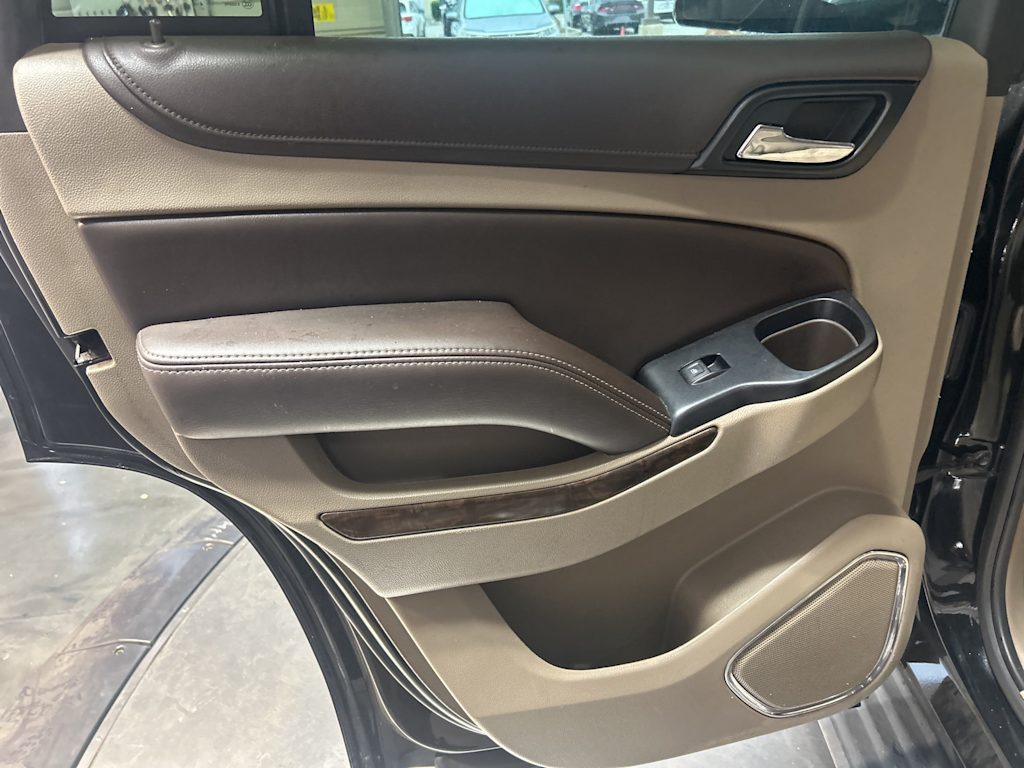 Thumbnail: 2015 Chevrolet Tahoe - 23