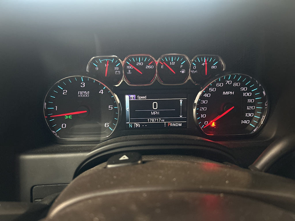 Thumbnail: 2015 Chevrolet Tahoe - 12