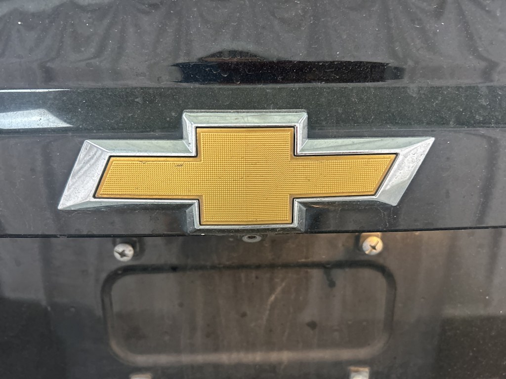 Thumbnail: 2015 Chevrolet Tahoe - 18