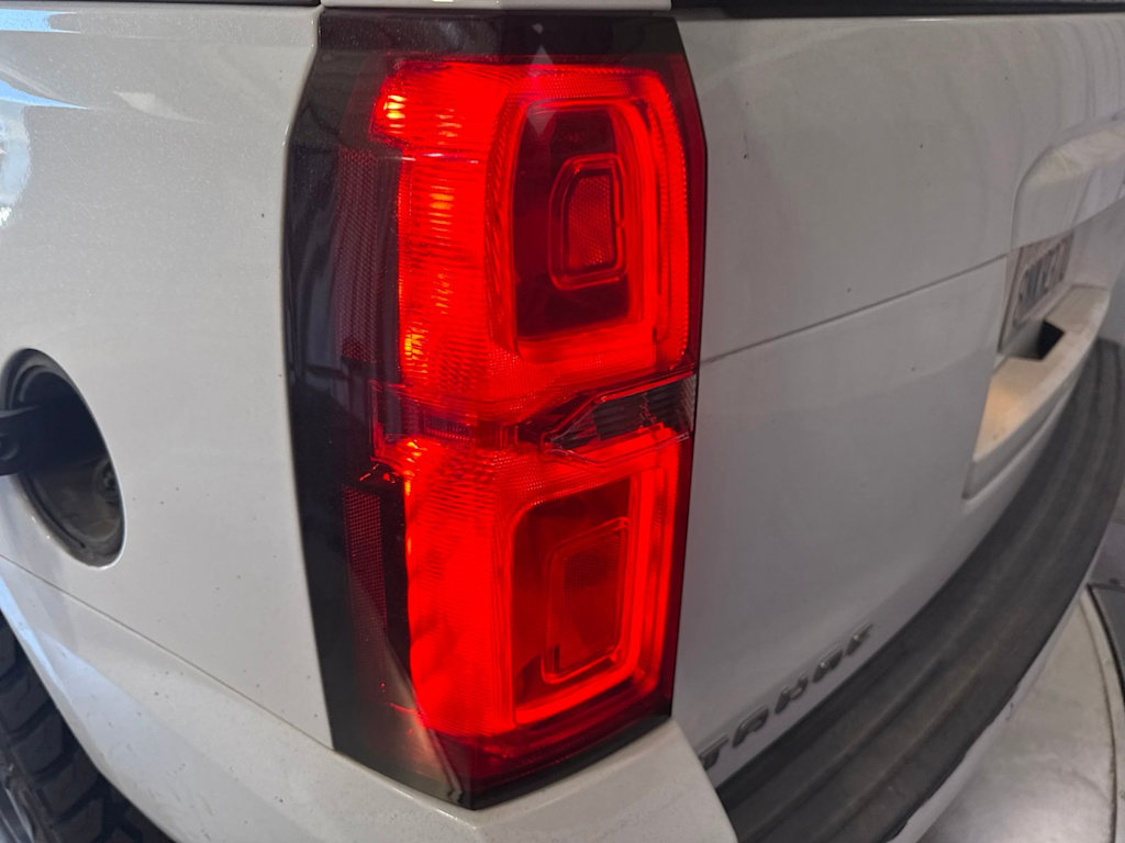 Thumbnail: 2019 Chevrolet Tahoe - 20