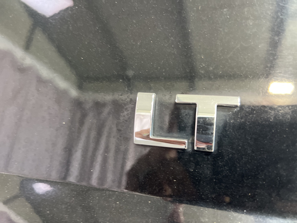 Thumbnail: 2019 Chevrolet Tahoe - 15