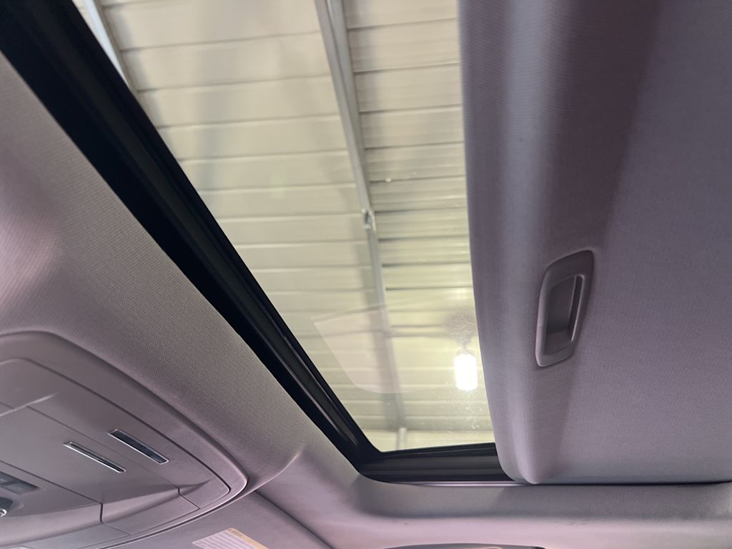 Thumbnail: 2019 Chevrolet Tahoe - 7