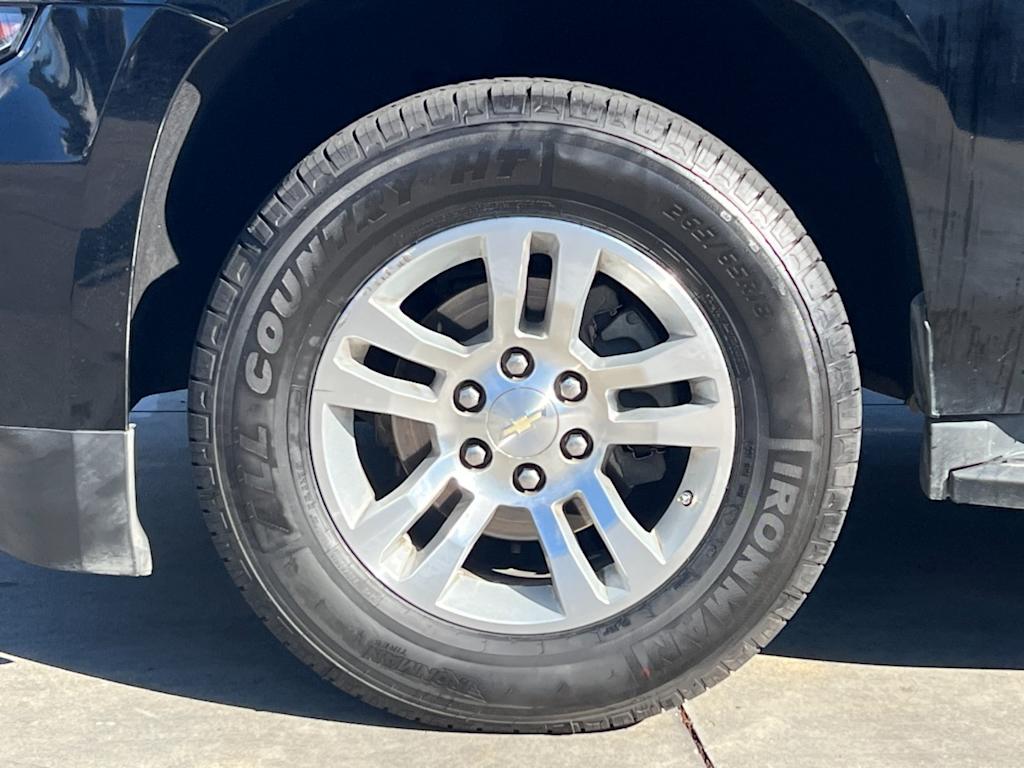 Thumbnail: 2019 Chevrolet Tahoe - 8