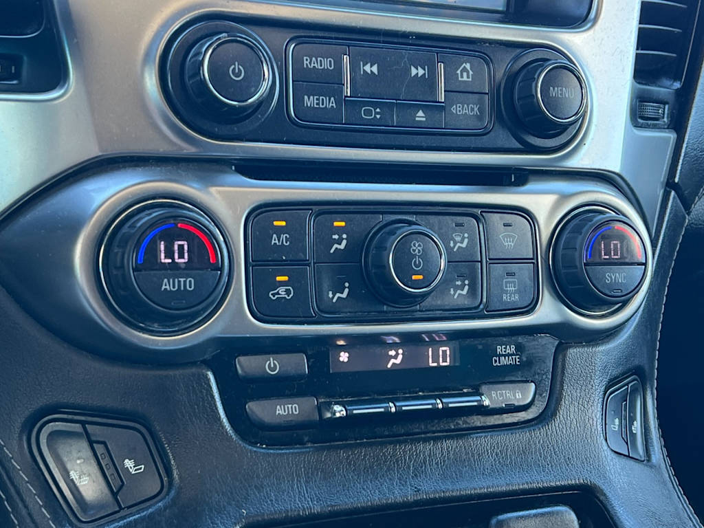 Thumbnail: 2019 Chevrolet Tahoe - 24