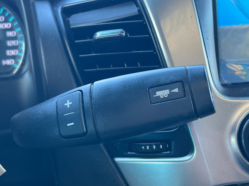 Thumbnail: 2019 Chevrolet Tahoe - 25