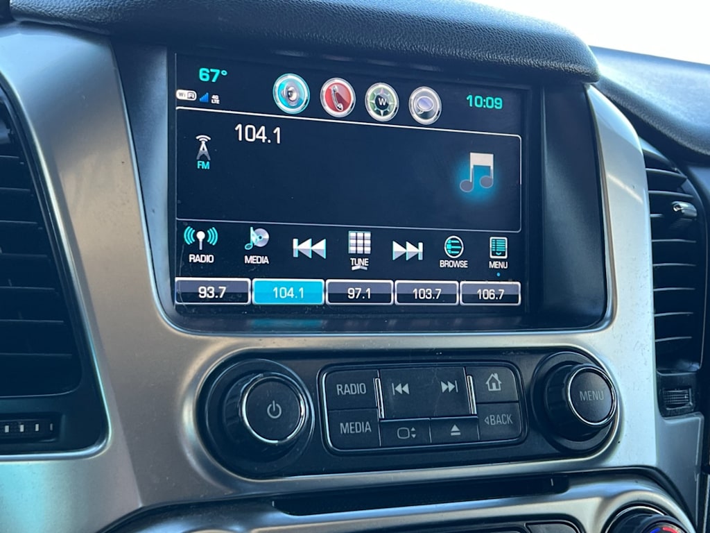 Thumbnail: 2019 Chevrolet Tahoe - 12