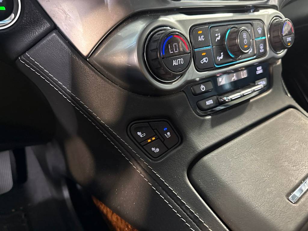 Thumbnail: 2019 Chevrolet Tahoe - 27