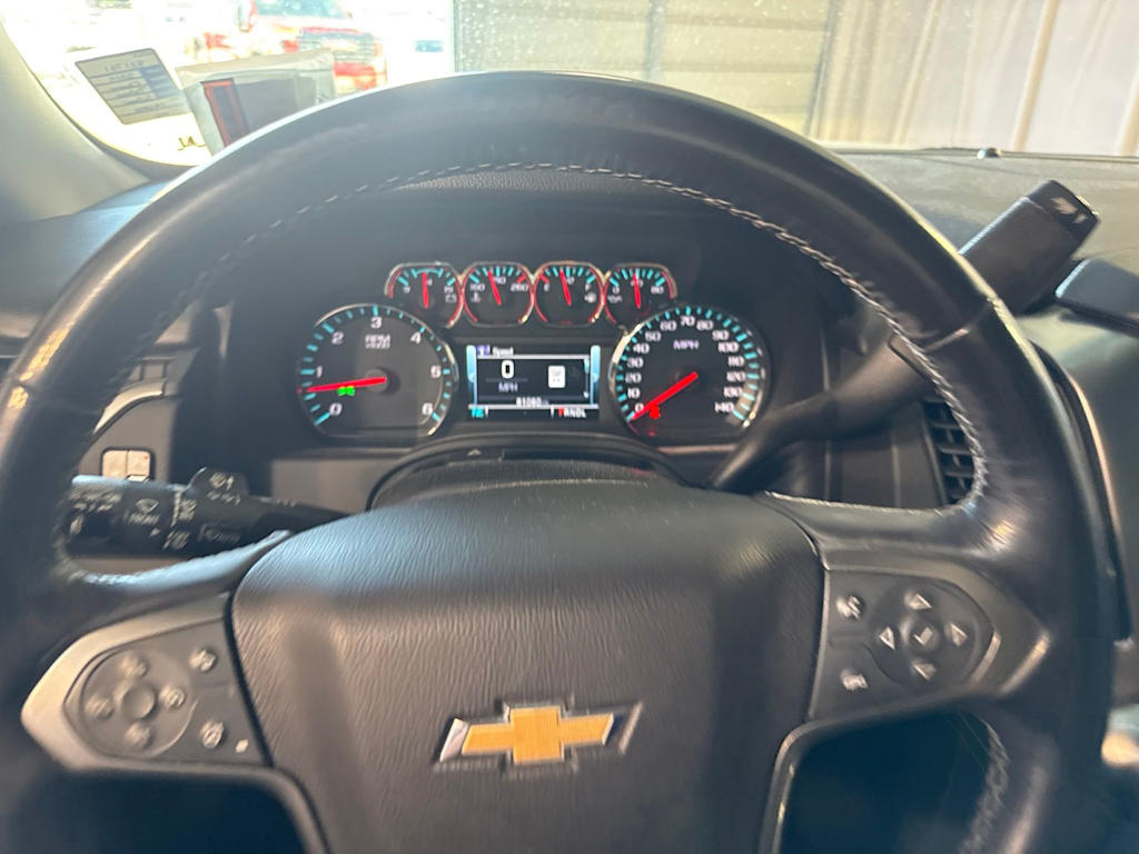 Thumbnail: 2019 Chevrolet Tahoe - 2
