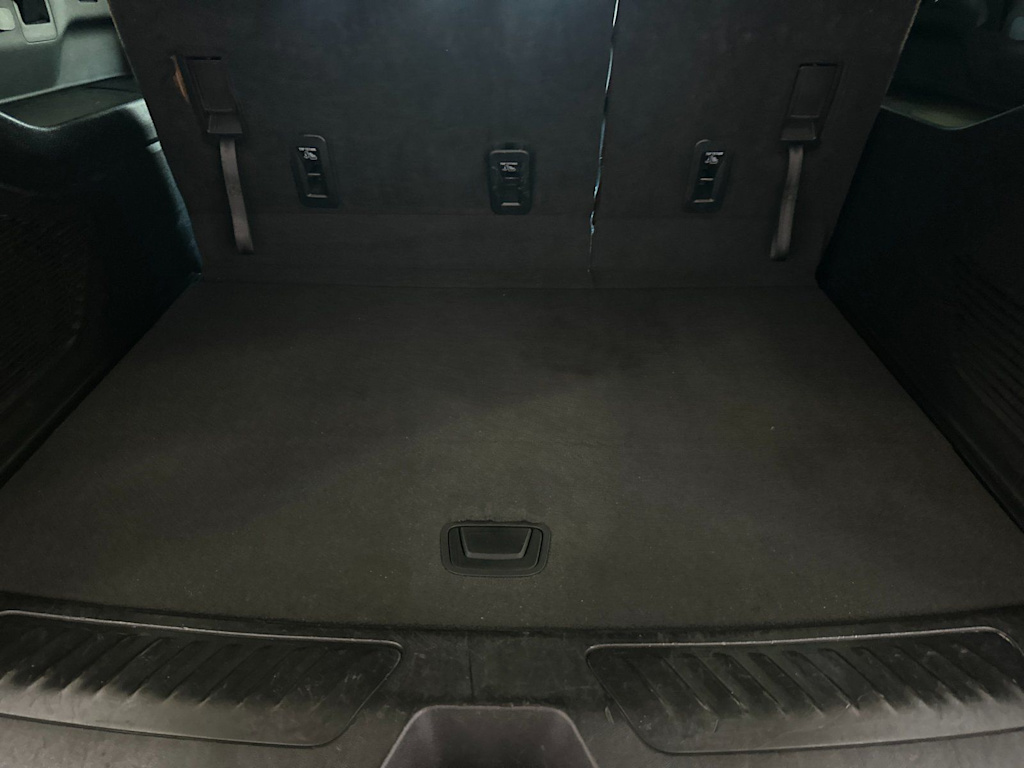 Thumbnail: 2023 Chevrolet Suburban - 14