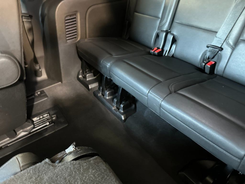 Thumbnail: 2022 Chevrolet Suburban - 24