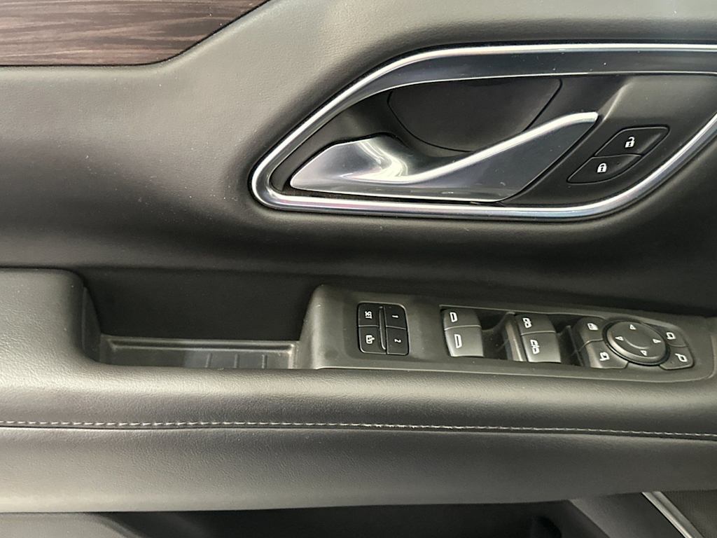 Thumbnail: 2022 Chevrolet Suburban - 22