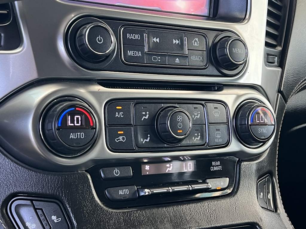 Thumbnail: 2017 Chevrolet Suburban - 24