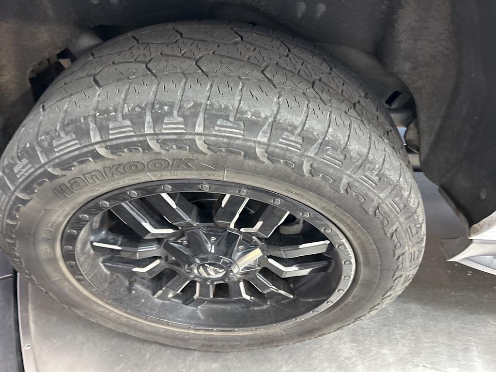2019 Chevrolet Suburban 1500 LT 15