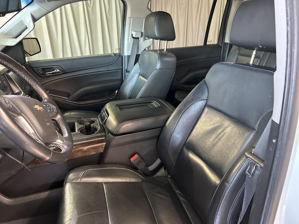 2019 Chevrolet Suburban 1500 LT 8