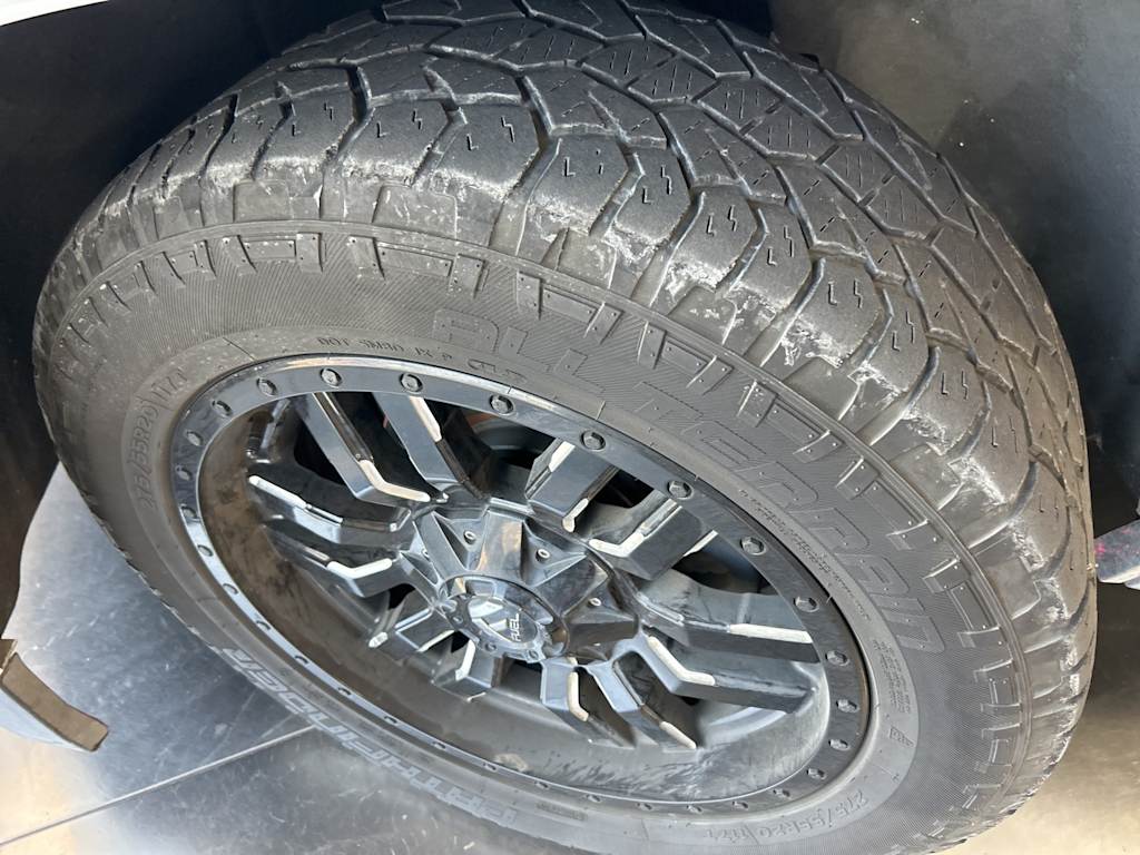 2019 Chevrolet Suburban 1500 LT 21