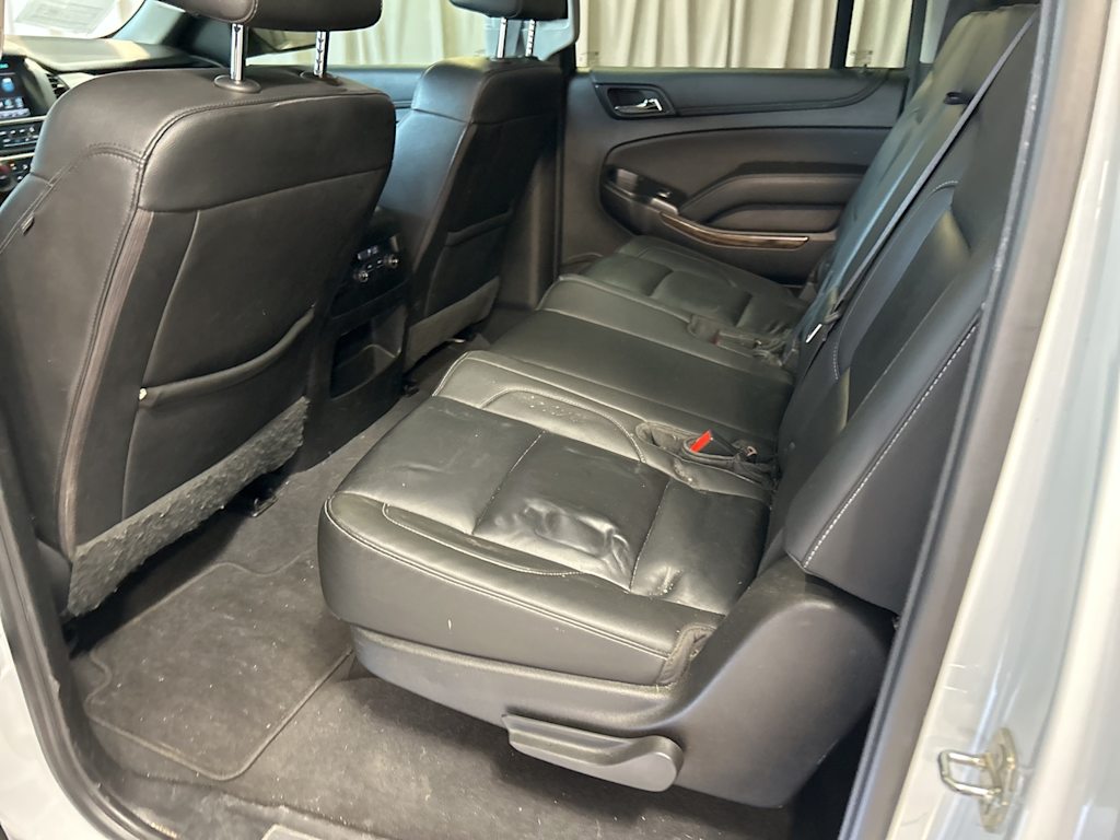 2019 Chevrolet Suburban 1500 LT 9