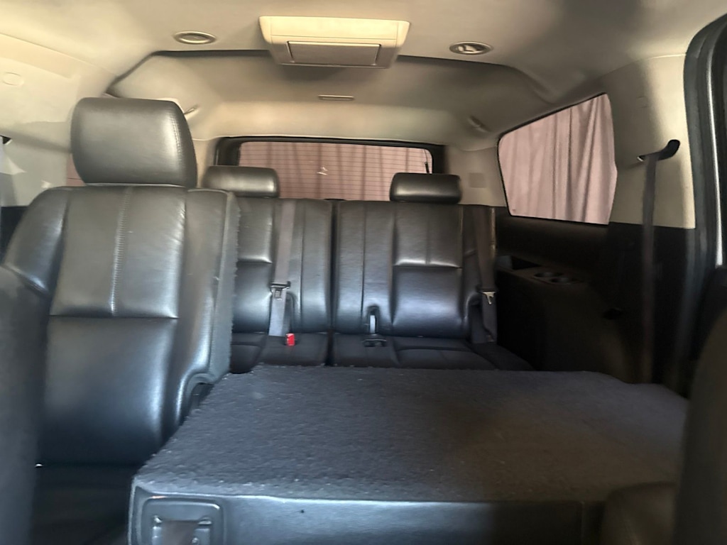 Thumbnail: 2013 Chevrolet Suburban - 25