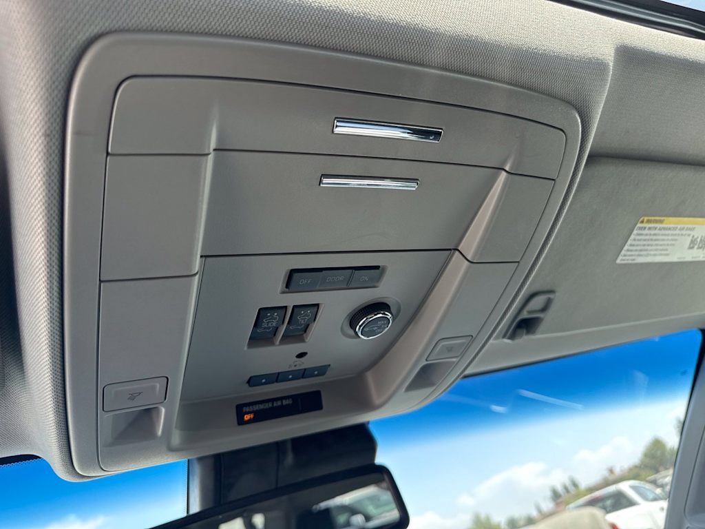 Thumbnail: 2019 Chevrolet Suburban - 29