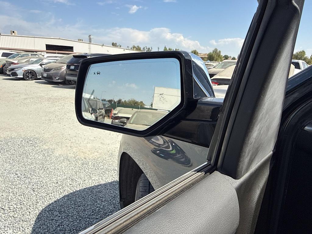 Thumbnail: 2019 Chevrolet Suburban - 25