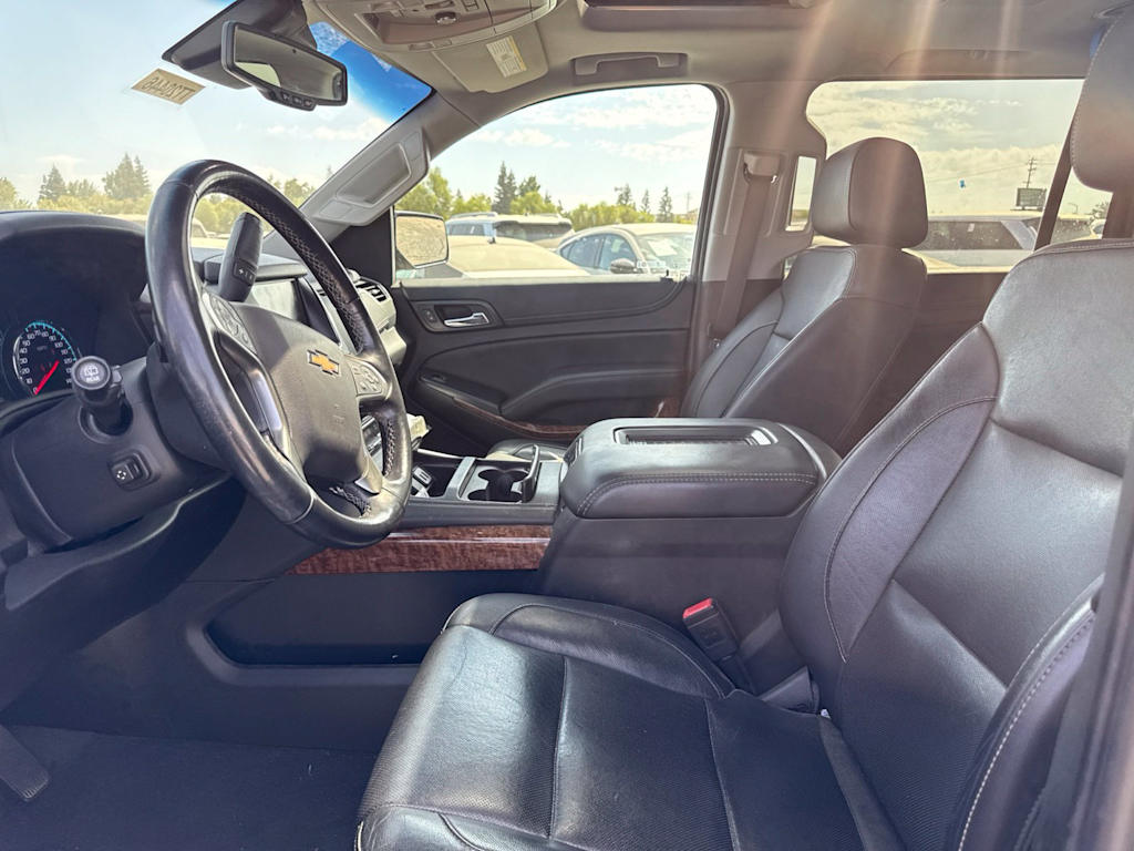 Thumbnail: 2019 Chevrolet Suburban - 8