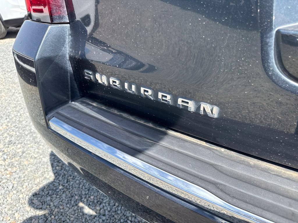 Thumbnail: 2019 Chevrolet Suburban - 19