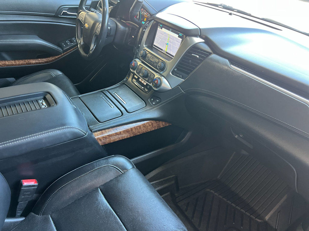 Thumbnail: 2019 Chevrolet Suburban - 13