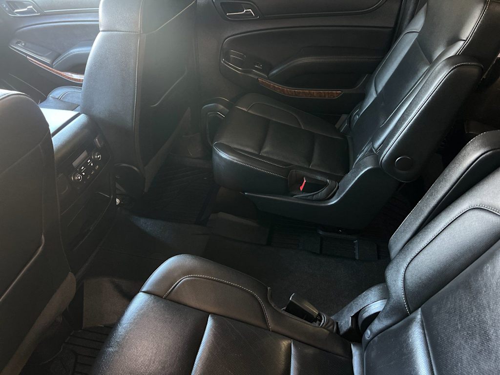 Thumbnail: 2019 Chevrolet Suburban - 20