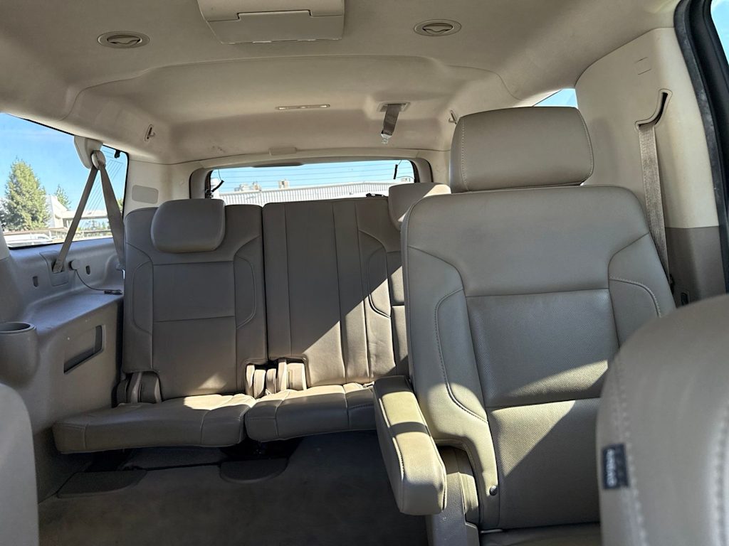 Thumbnail: 2015 Chevrolet Suburban - 25