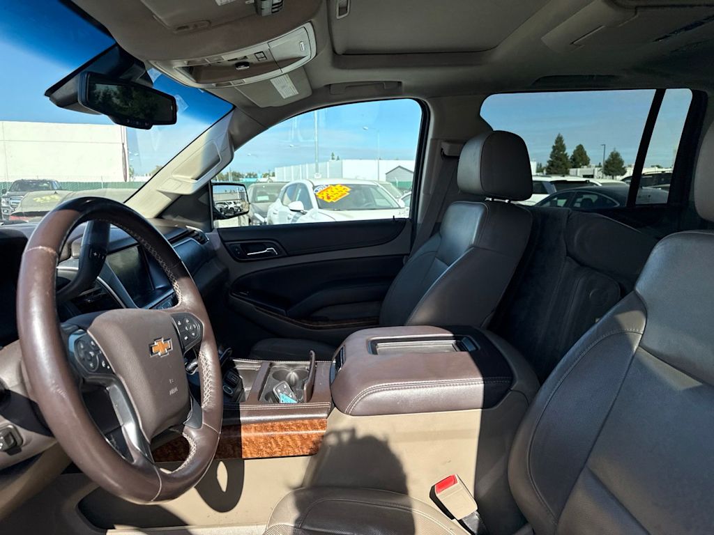 Thumbnail: 2015 Chevrolet Suburban - 10