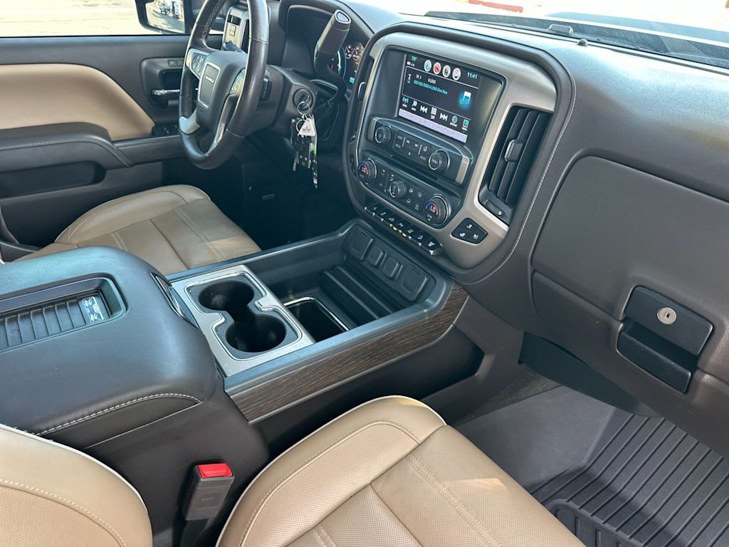 Thumbnail: 2018 GMC Sierra 2500 - 12