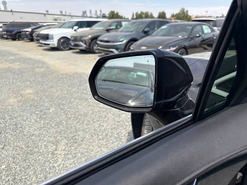 Thumbnail: 2019 Cadillac XT5 - 25