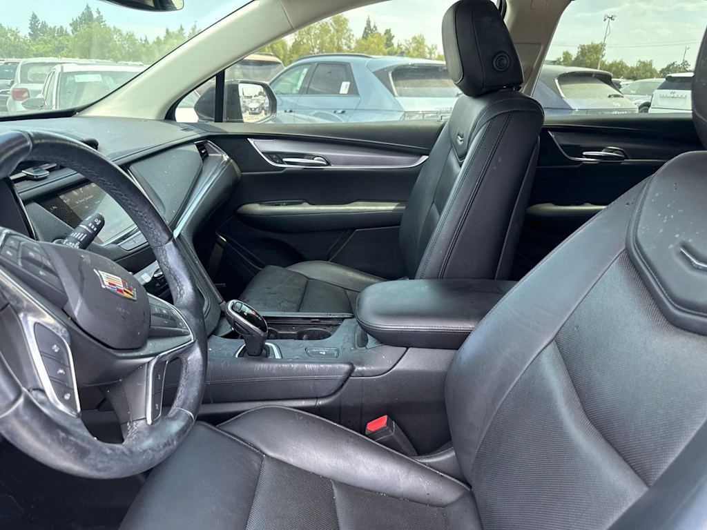 Thumbnail: 2019 Cadillac XT5 - 9