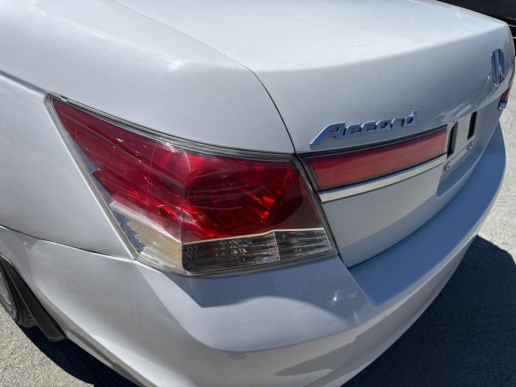 Thumbnail: 2012 Honda Accord - 17