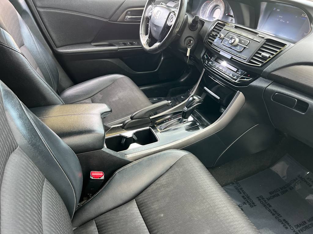 Thumbnail: 2017 Honda Accord - 12