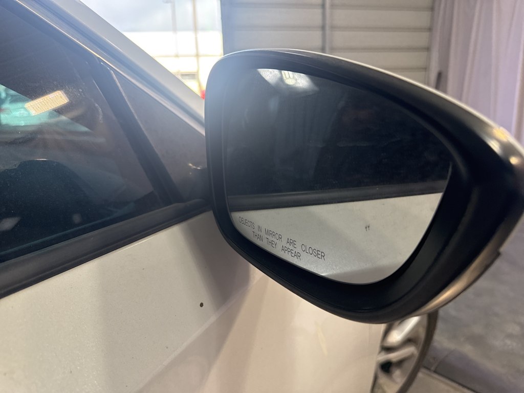 Thumbnail: 2019 Honda Accord - 20