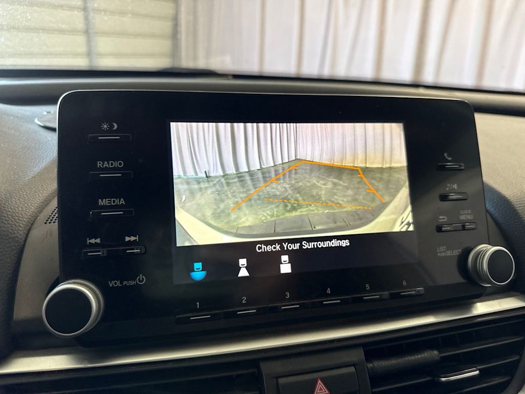 Thumbnail: 2019 Honda Accord - 28