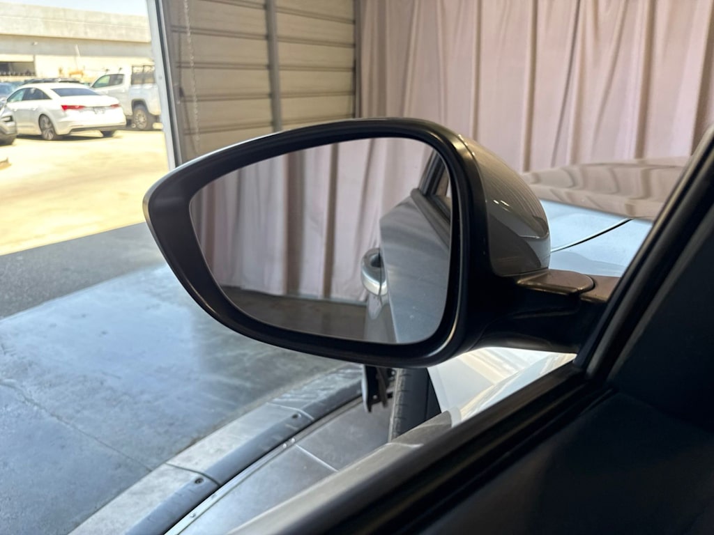 Thumbnail: 2019 Honda Accord - 15