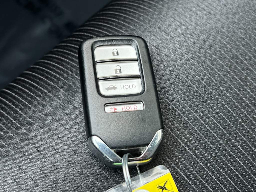 Thumbnail: 2018 Honda Accord - 17