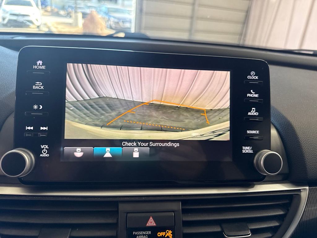 Thumbnail: 2018 Honda Accord - 30