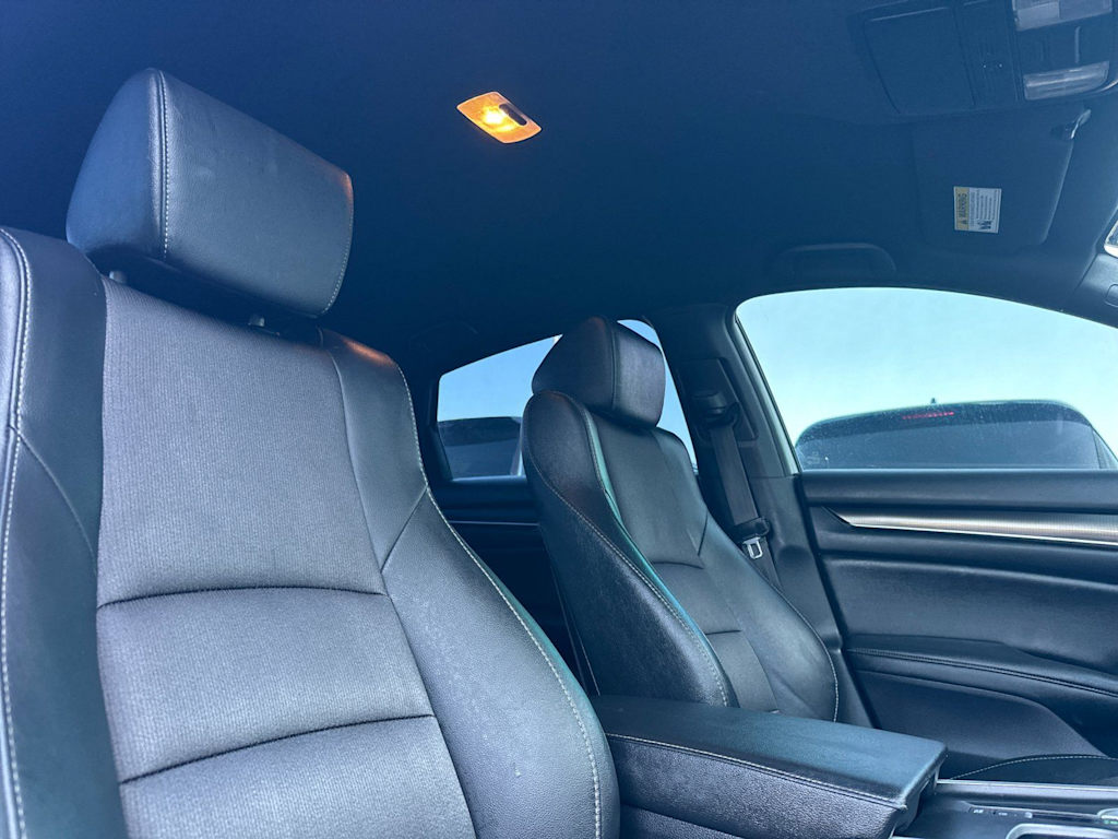 Thumbnail: 2019 Honda Accord - 10