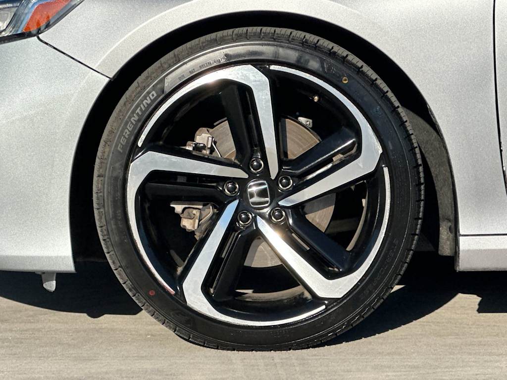 Thumbnail: 2019 Honda Accord - 8