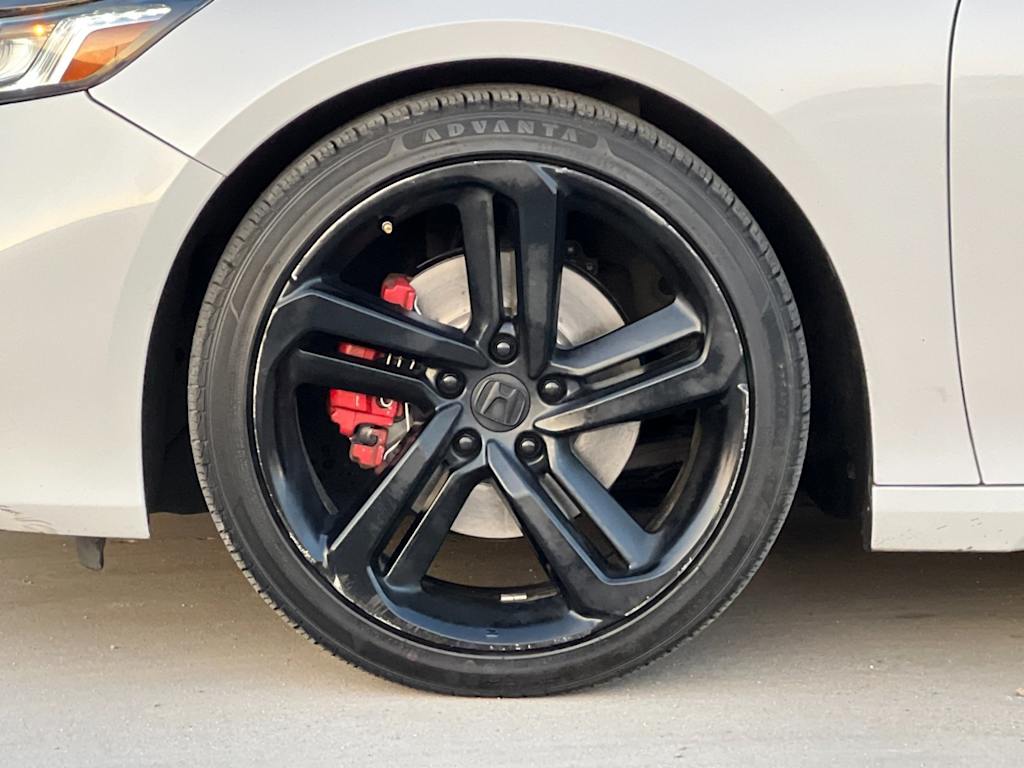 Thumbnail: 2019 Honda Accord - 8