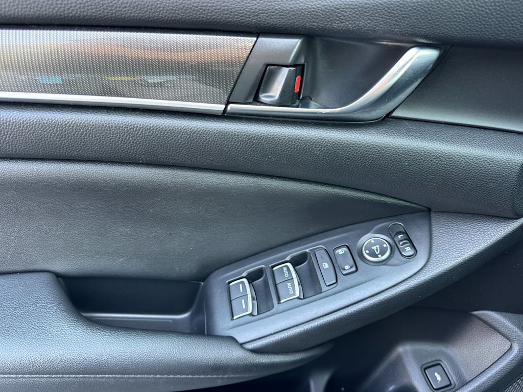 Thumbnail: 2021 Honda Accord - 22