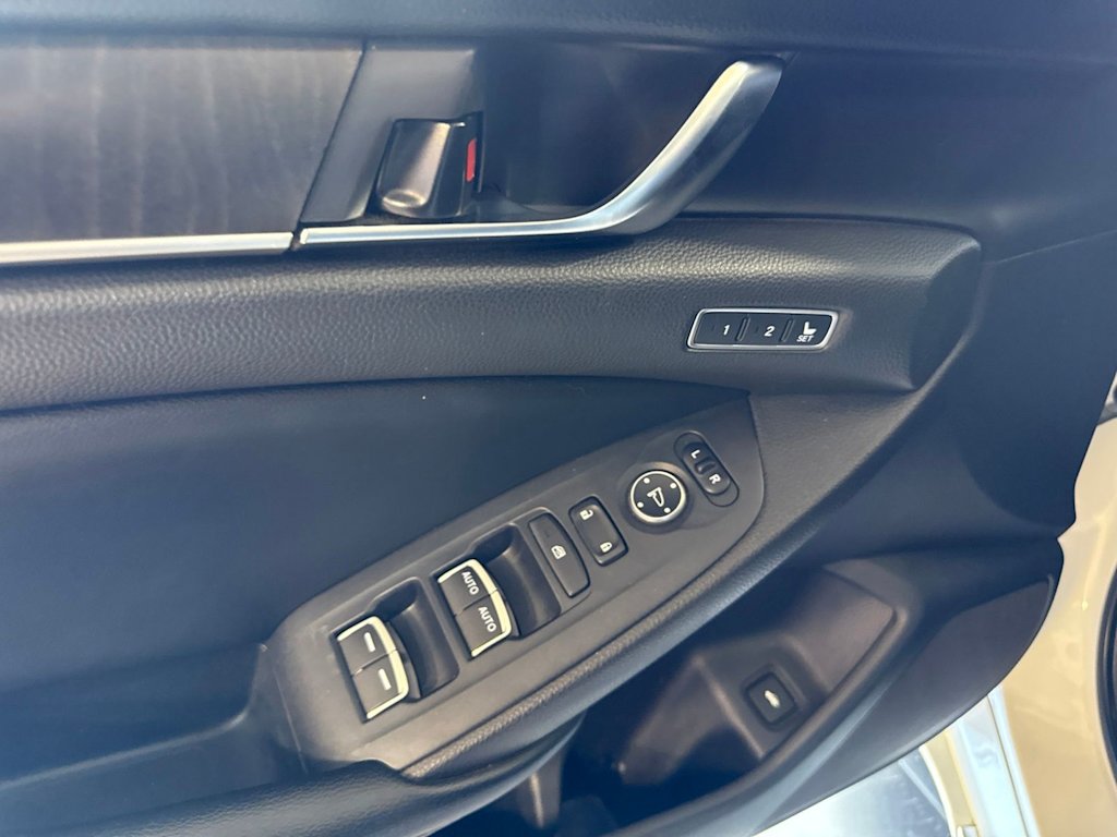 Thumbnail: 2018 Honda Accord - 21