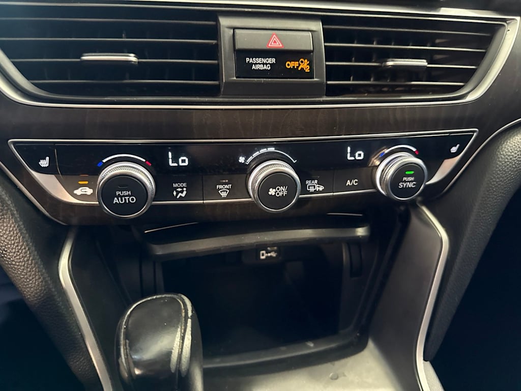 Thumbnail: 2018 Honda Accord - 27